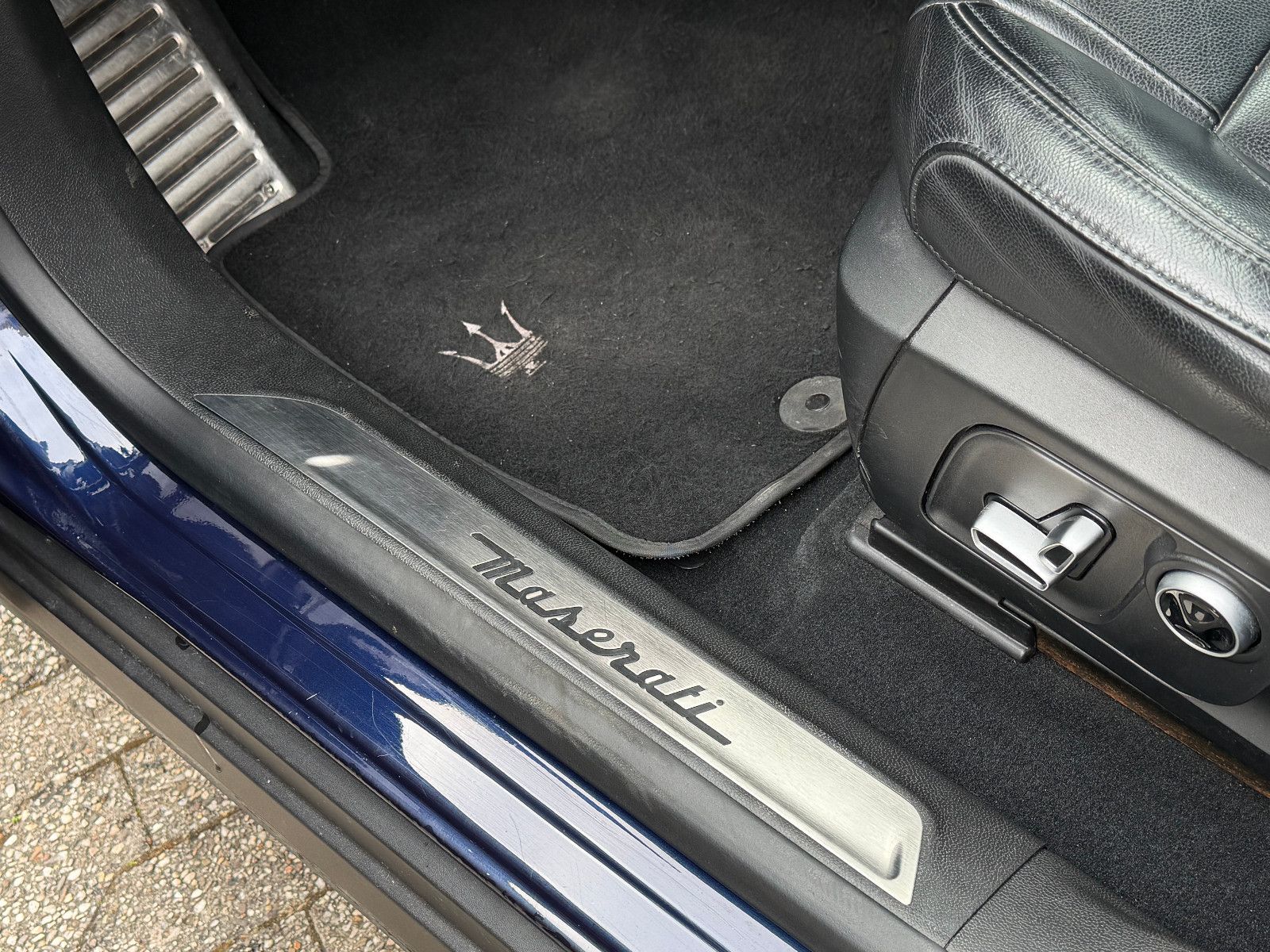 Fahrzeugabbildung Maserati Levante Diesel/GRANSPORT/LED/360°/MEMORY