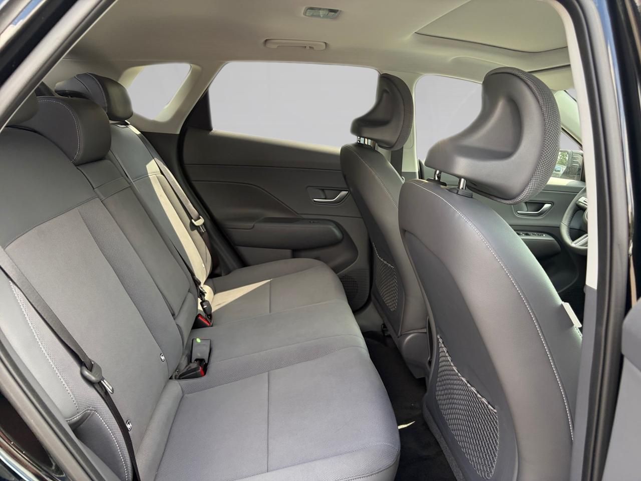 Fahrzeugabbildung Hyundai Kona Prime Elektro 2WD 360 ACC AUT Akustikglas
