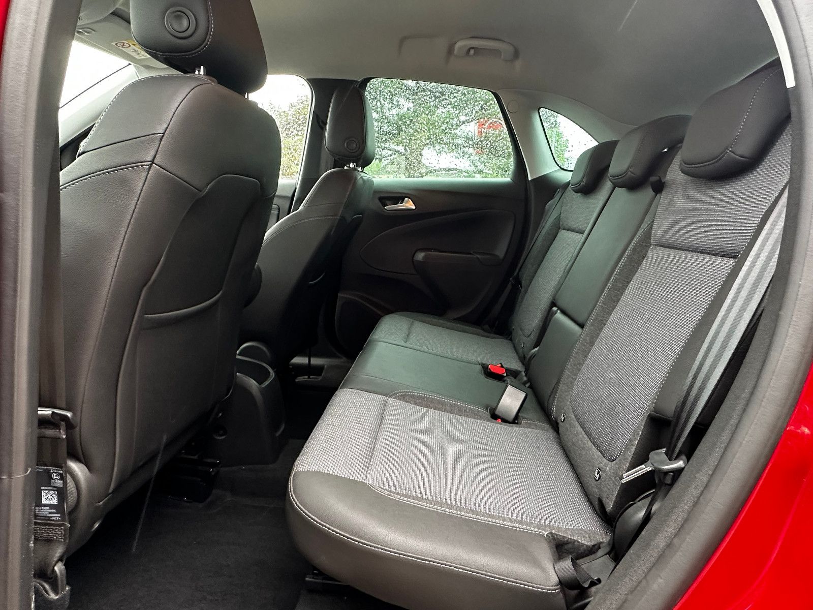Fahrzeugabbildung Opel Crossland Eleg. Klimaaut. Kamera PDC Top Zustand