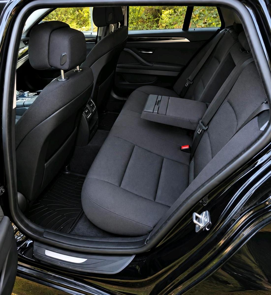 BMW 520 2012 — photo 6