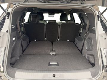 Peugeot 5008 Allure Business HYBRID 145 e-DSC6 AUT