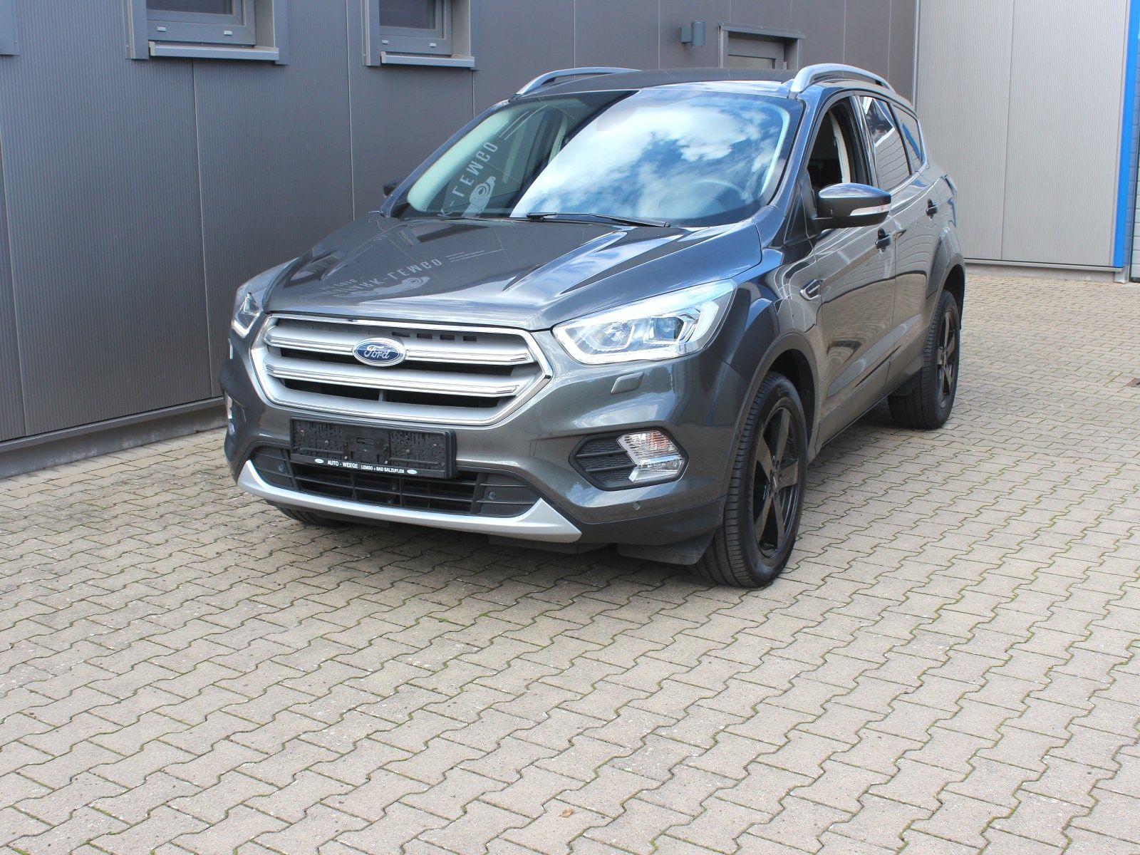 Fahrzeugabbildung Ford Kuga Cool & Connect 2,0 TDCi 4x2 Start/Stopp