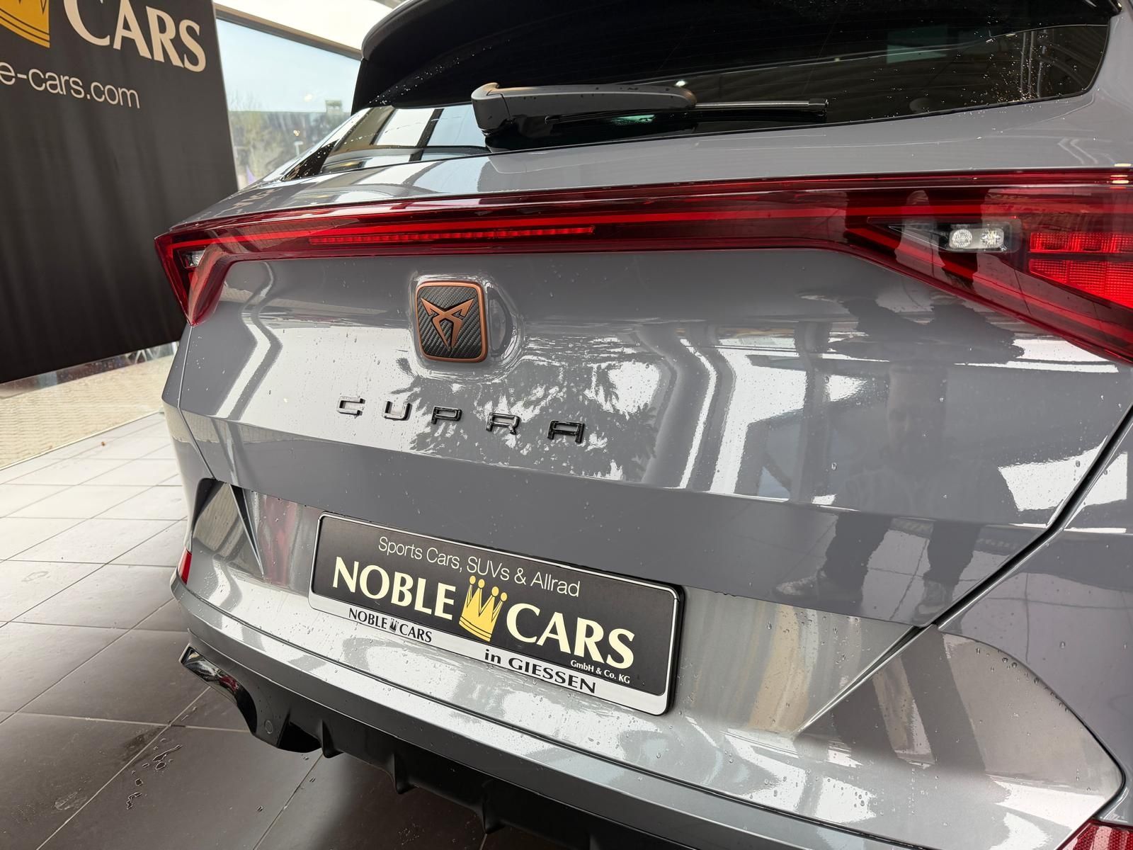 Fahrzeugabbildung CUPRA Formentor VZ e-Hybrid PANO LED NAV SHZ 19"