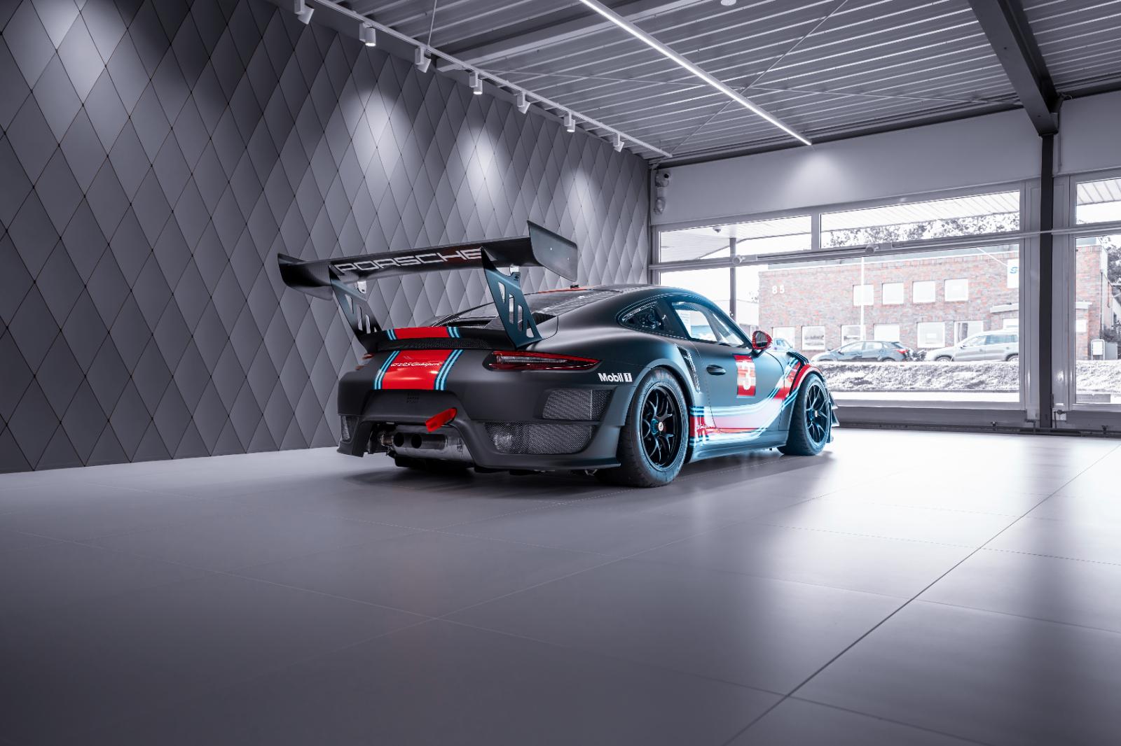 showroom-image-bottom