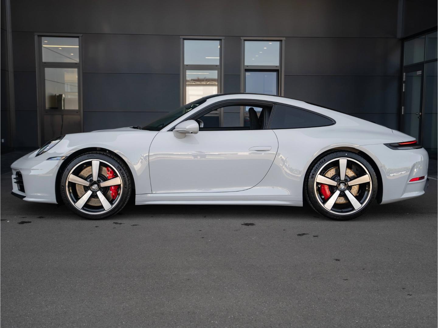 Porsche 911 Carrera S HD-Matrix Lift Sportaga. SportDesi