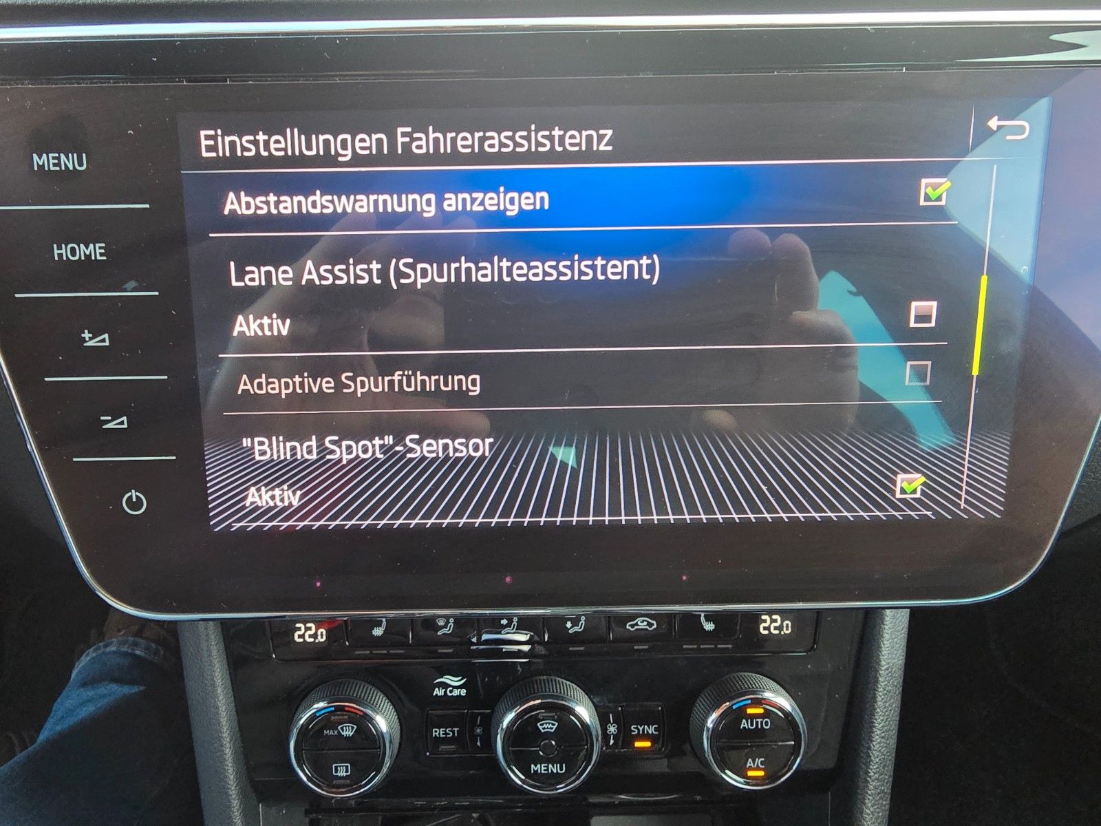 Skoda Superb Combi Sportline 4x4 LED ACC 4xSHZ foto 13
