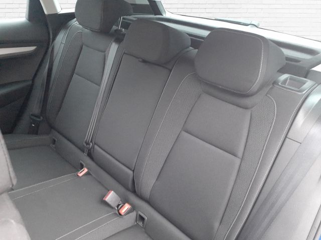 Fahrzeugabbildung SKODA Karoq 1,5 TSI Selection DSG KLIMA LED ALU