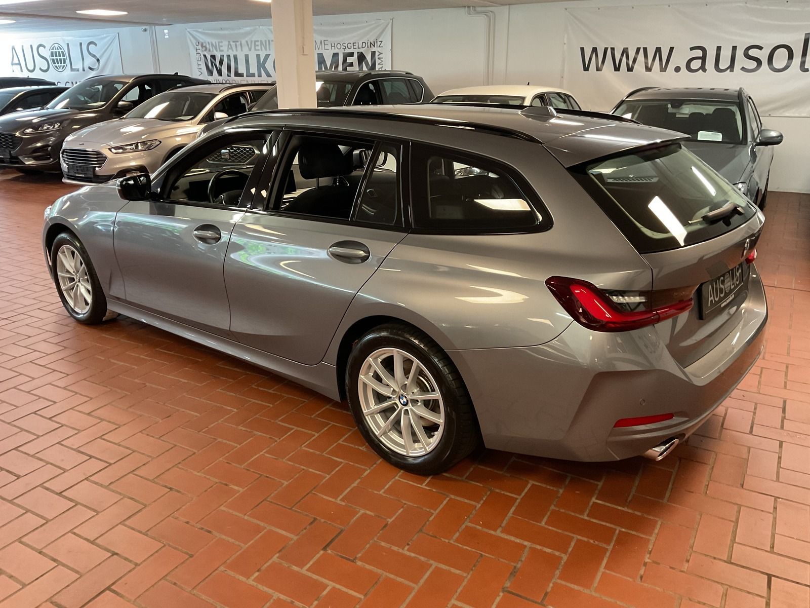 BMW 320 d xDrive Touring LED,Live Cockpit,Allrad foto 5