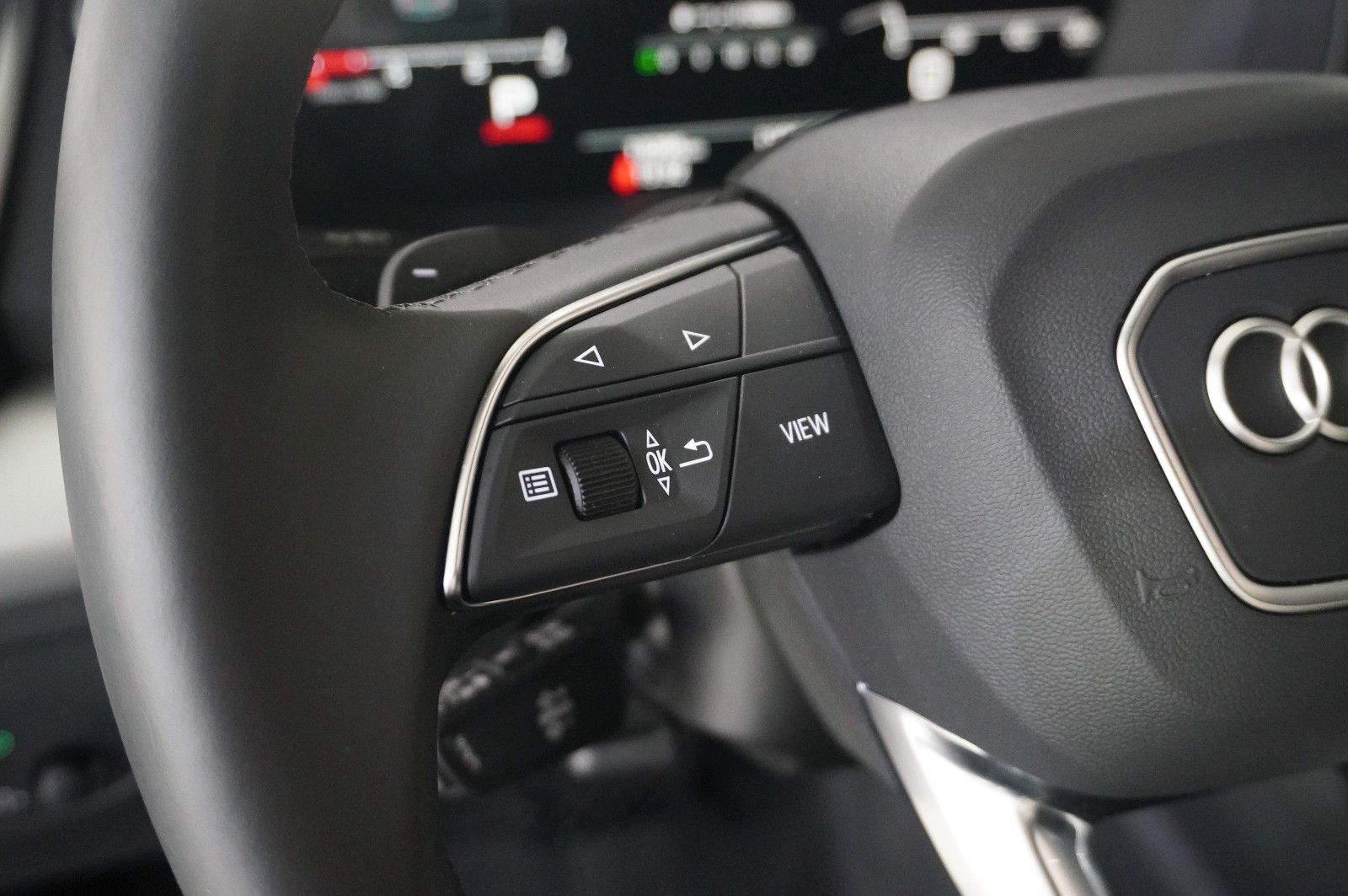 Fahrzeugabbildung Audi Q5 35 TDI ADVANCED NAVI/LED/KAMERA/VIRT/LEDER/SH