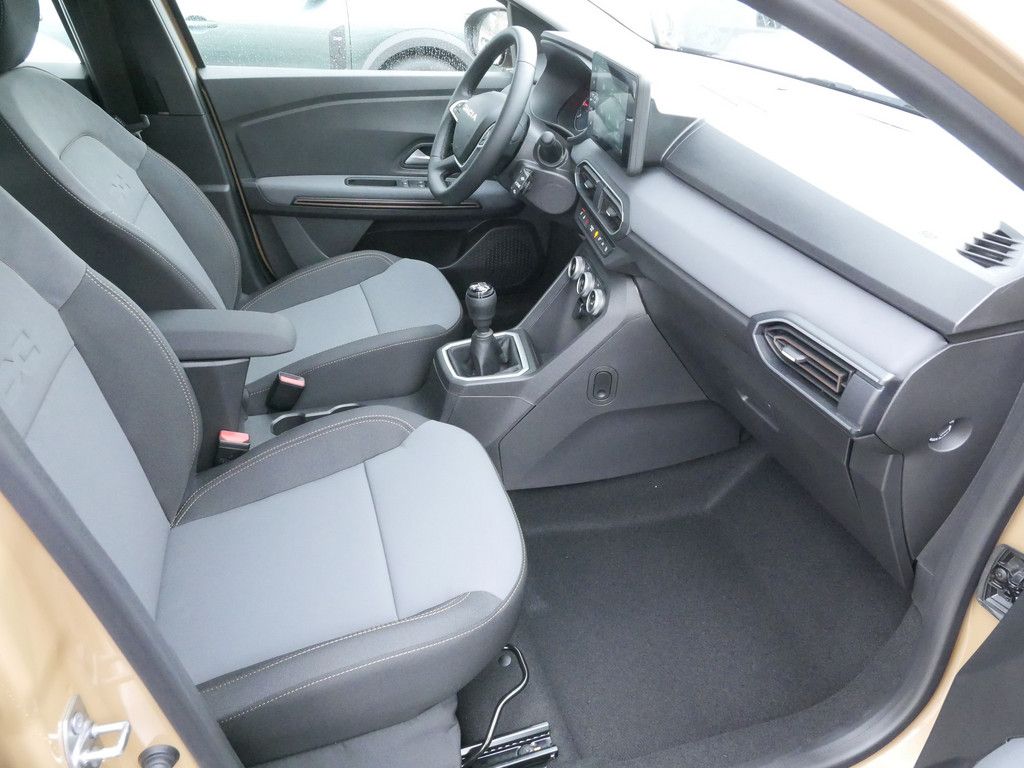 Fahrzeugabbildung Dacia Sandero Stepway Extreme+ TCe 110