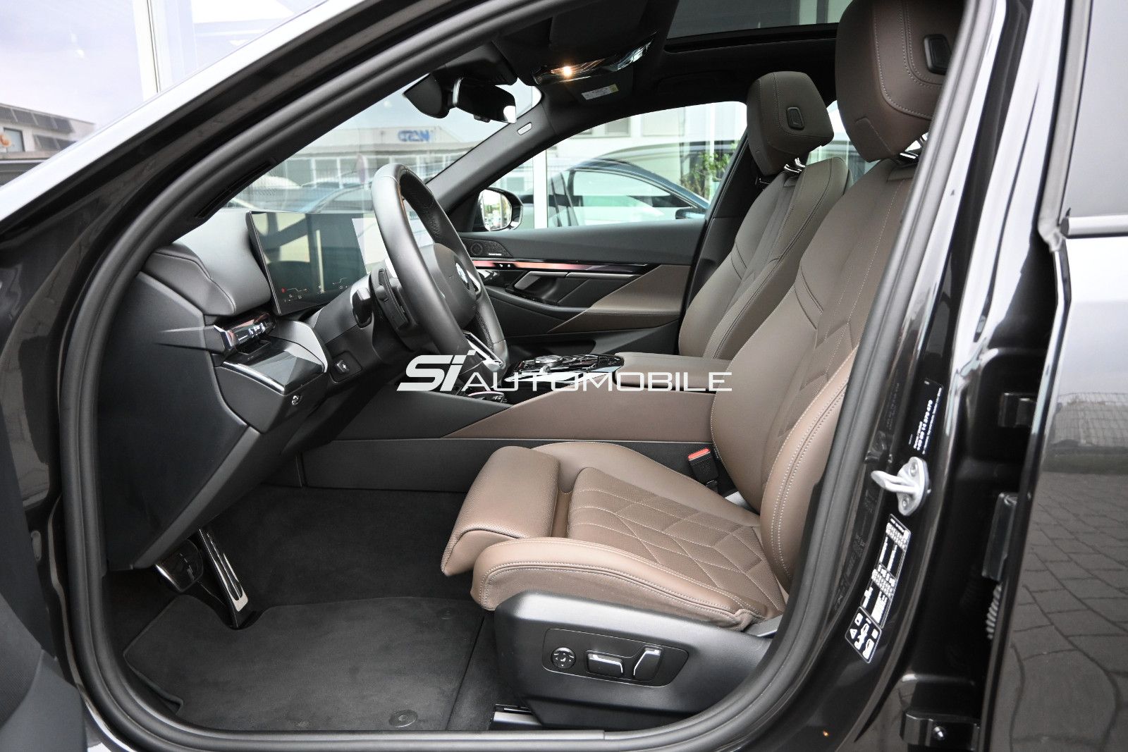 Fahrzeugabbildung BMW 540d xDrive Touring M-Sport °PANO°ICONIC°STANDHZ