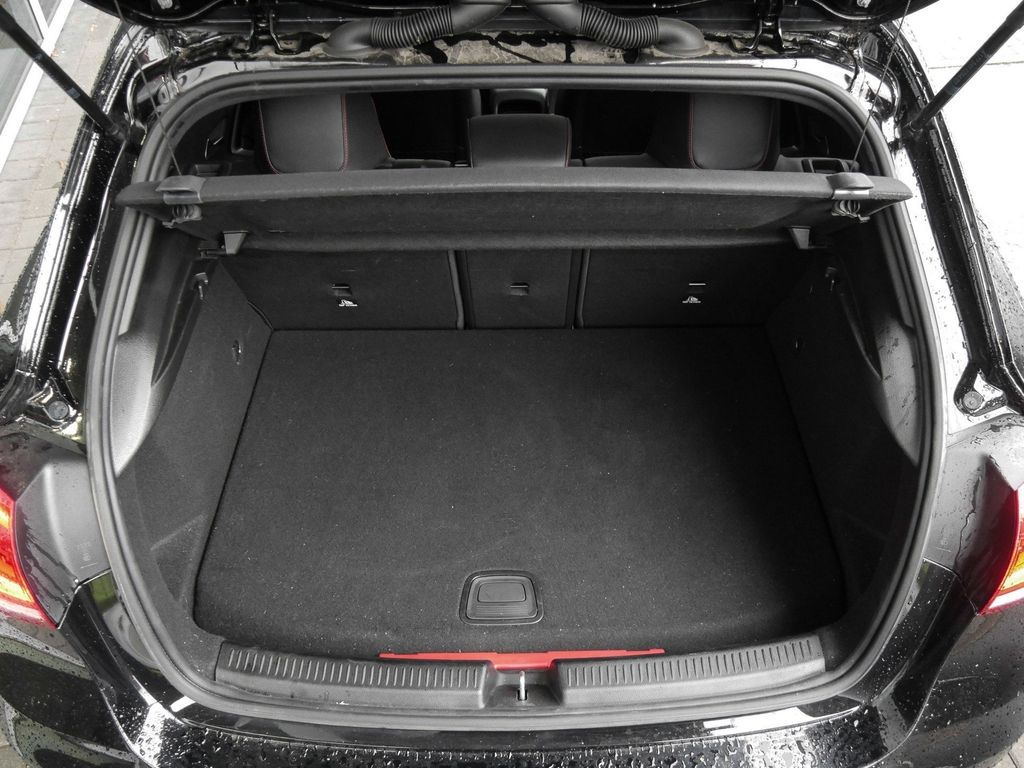 Mercedes-Benz A 250 e Kompaktlimousine |AMG|NIGHT|LED|NAVI|KAM