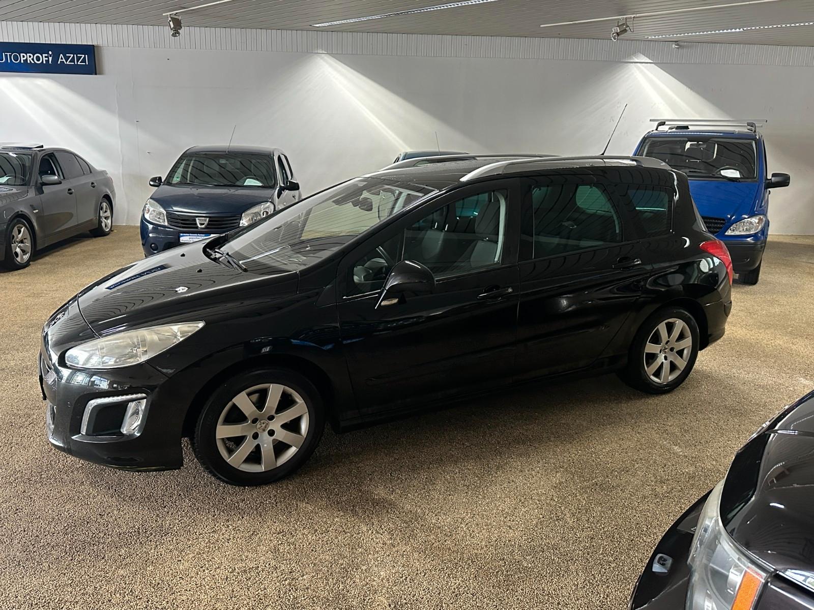 Peugeot 308 2013 — photo 10