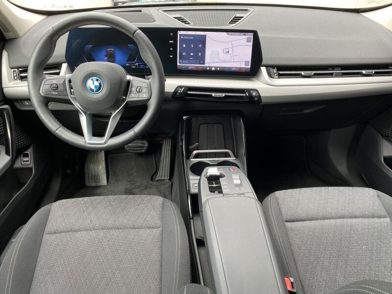BMW X1 xDrive25e DKG LED+/HUD/K-ZUG/CAM/SH foto 8