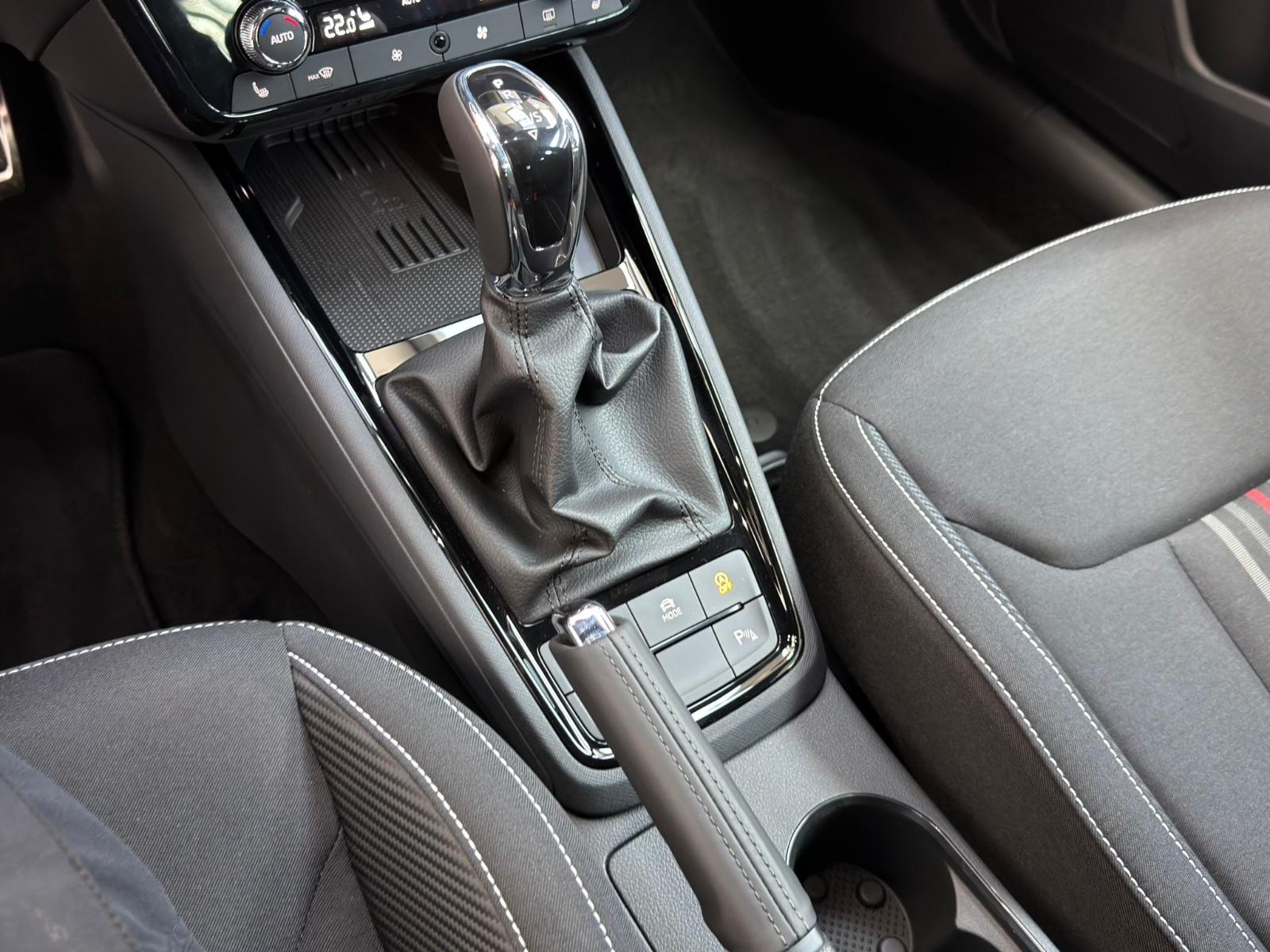 Skoda Kamiq Monte Carlo 1.5TSI DSG#Pano#AHK#Kamera#SHZ