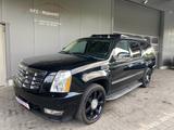 Cadillac Escalade 6.2 V8 Platinum Autom. - Cadillac Escalade: 6.2