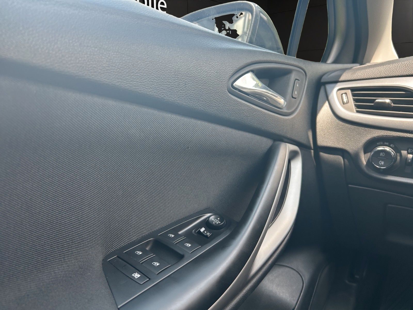 Fahrzeugabbildung Opel Astra K Sports Tourer Aut./Kamara/ Start/Stop