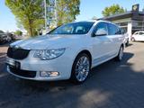 Skoda Superb Combi 2,0 TDI Elegance Pano Leder Navi - Skoda Superb aus 2012