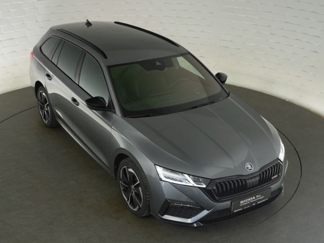 Octavia COMBI RS iV DSG+NAVI+RÜCKFAHRKAMERA+SITZ