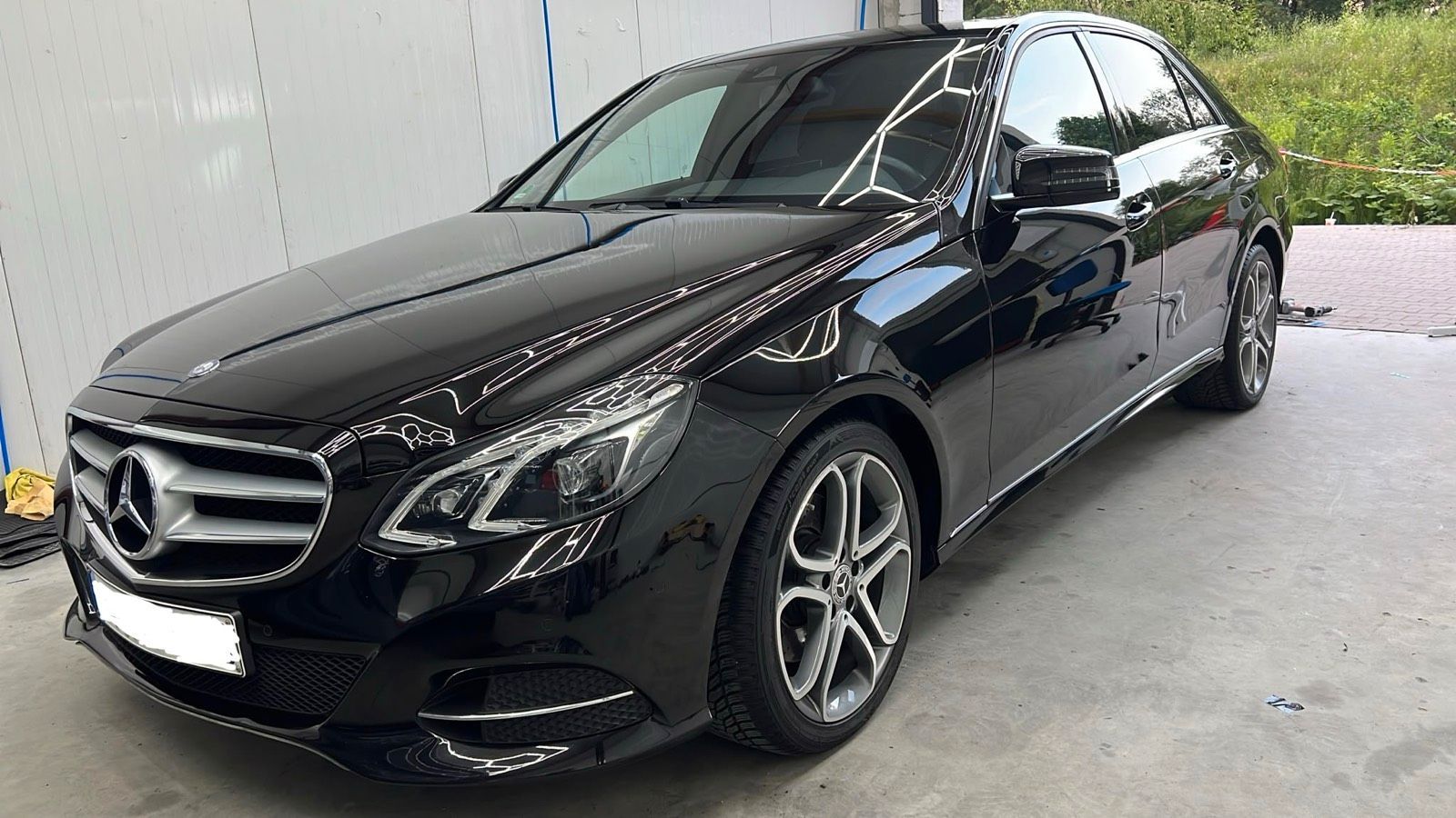 MERCEDES-BENZ Mercedes E220 Bluetec 9G Tronic Volleder/ ...