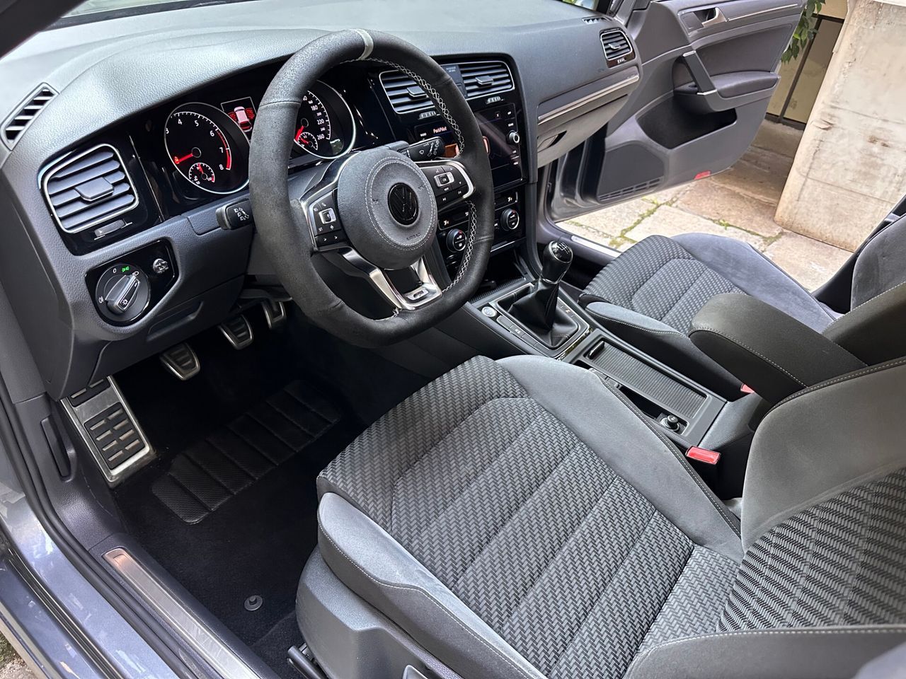 Volkswagen Golf 1.0 TSI * R-LINE * imagem 3