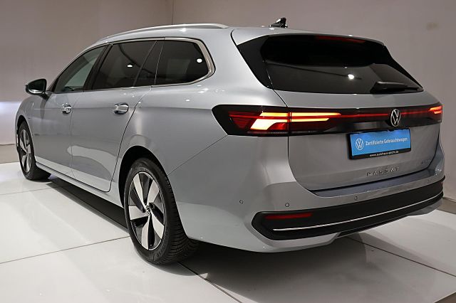 Passat Business 1.5 eHybrid ACC LED HUD NAVI AHK