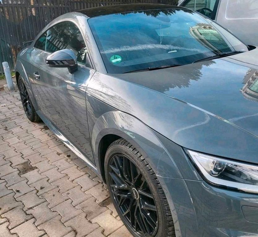 Image of Audi TT