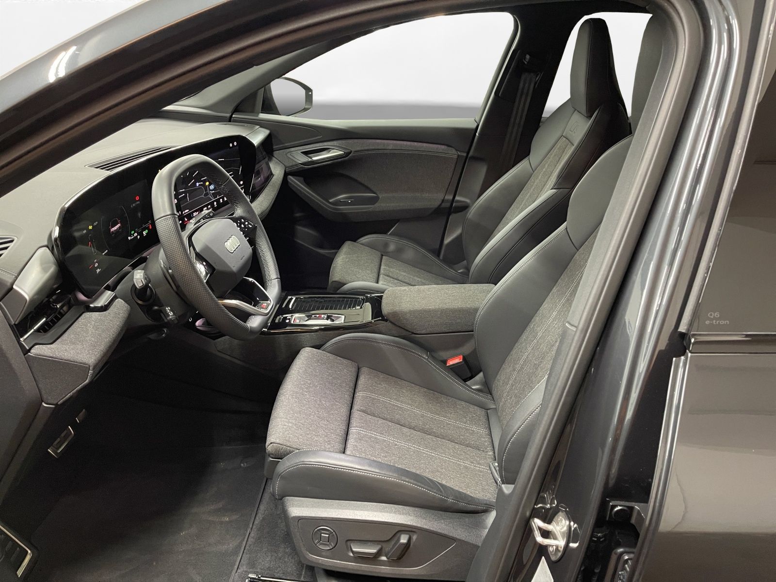 Audi Q6 e-tron - Bild 16