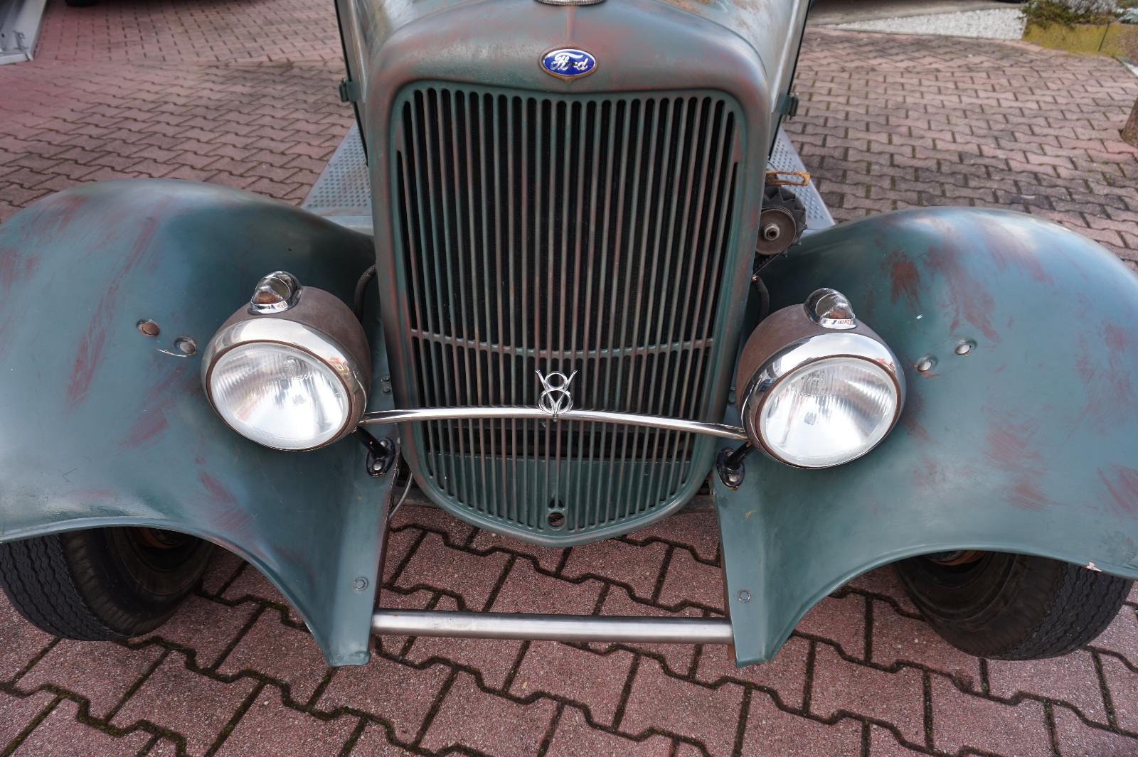 Ford Pickup 1932 V8 "Ford Outlaw Speed Shop" Hot Rod