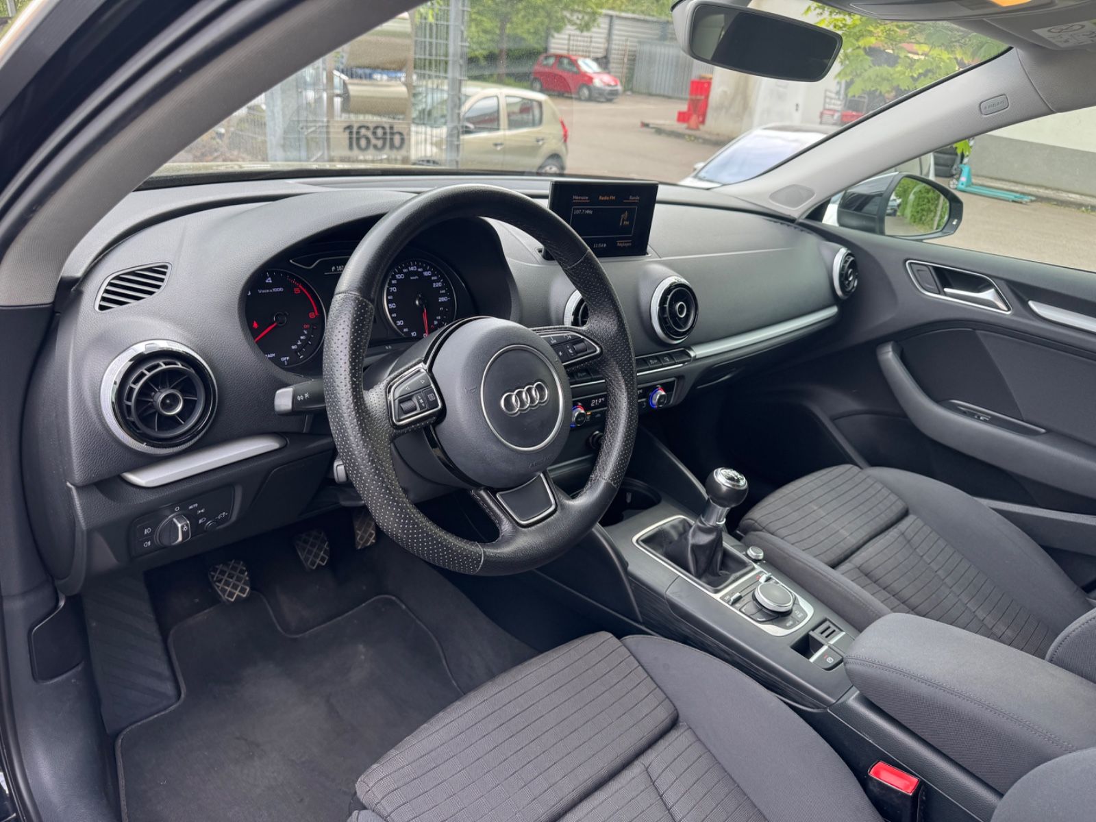 Fahrzeugabbildung Audi A3 Sportback ambition Bi-Xenon+Navi
