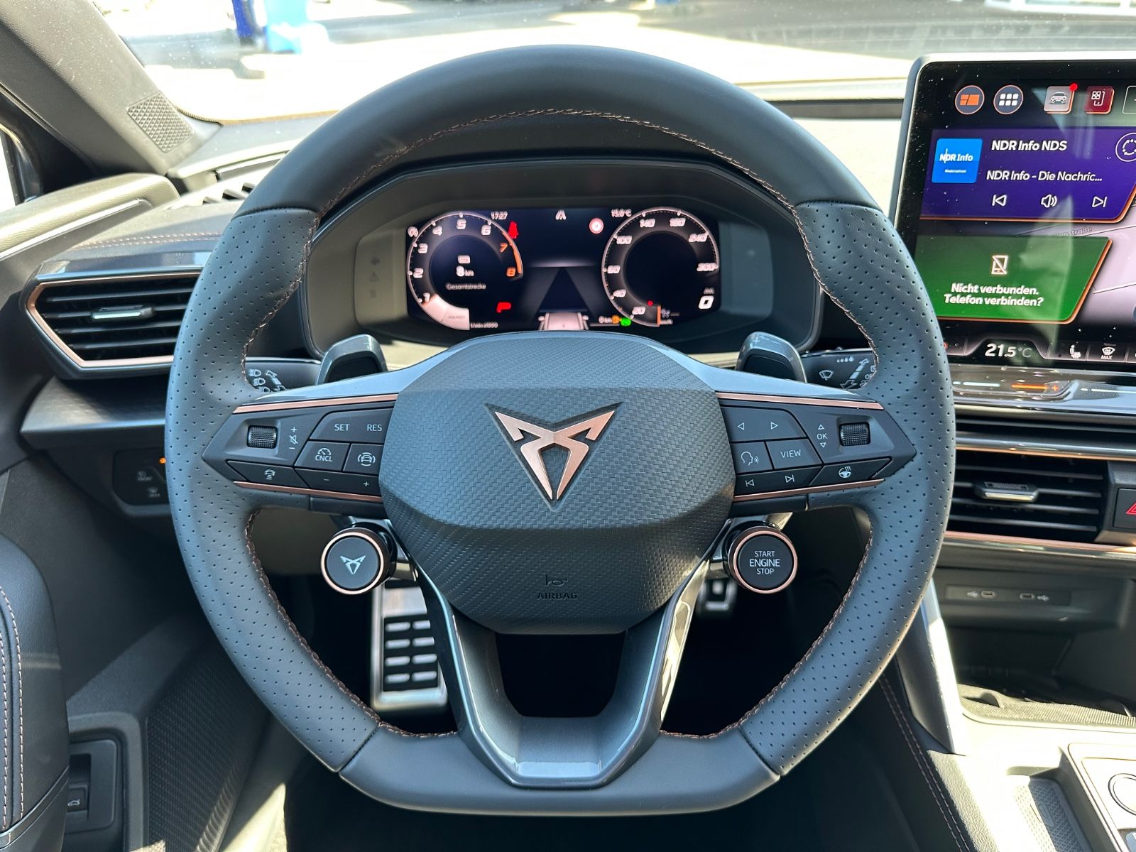 Fahrzeugabbildung CUPRA Leon ST 2.0 TSI 4Drive VZ Pano/AHK/Navi/ACC