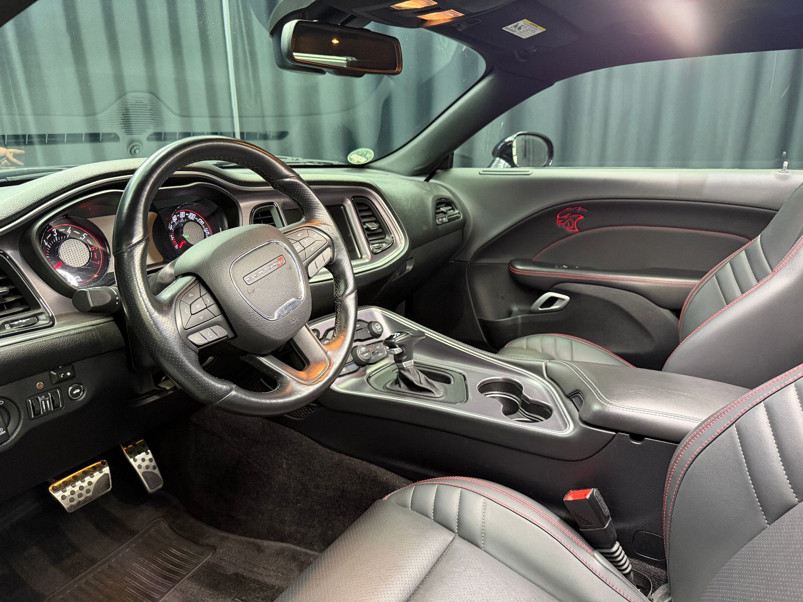 Fahrzeugabbildung Dodge Challenger 5.7 RT|LEDER|NAVI|SCHIEBEDACH|