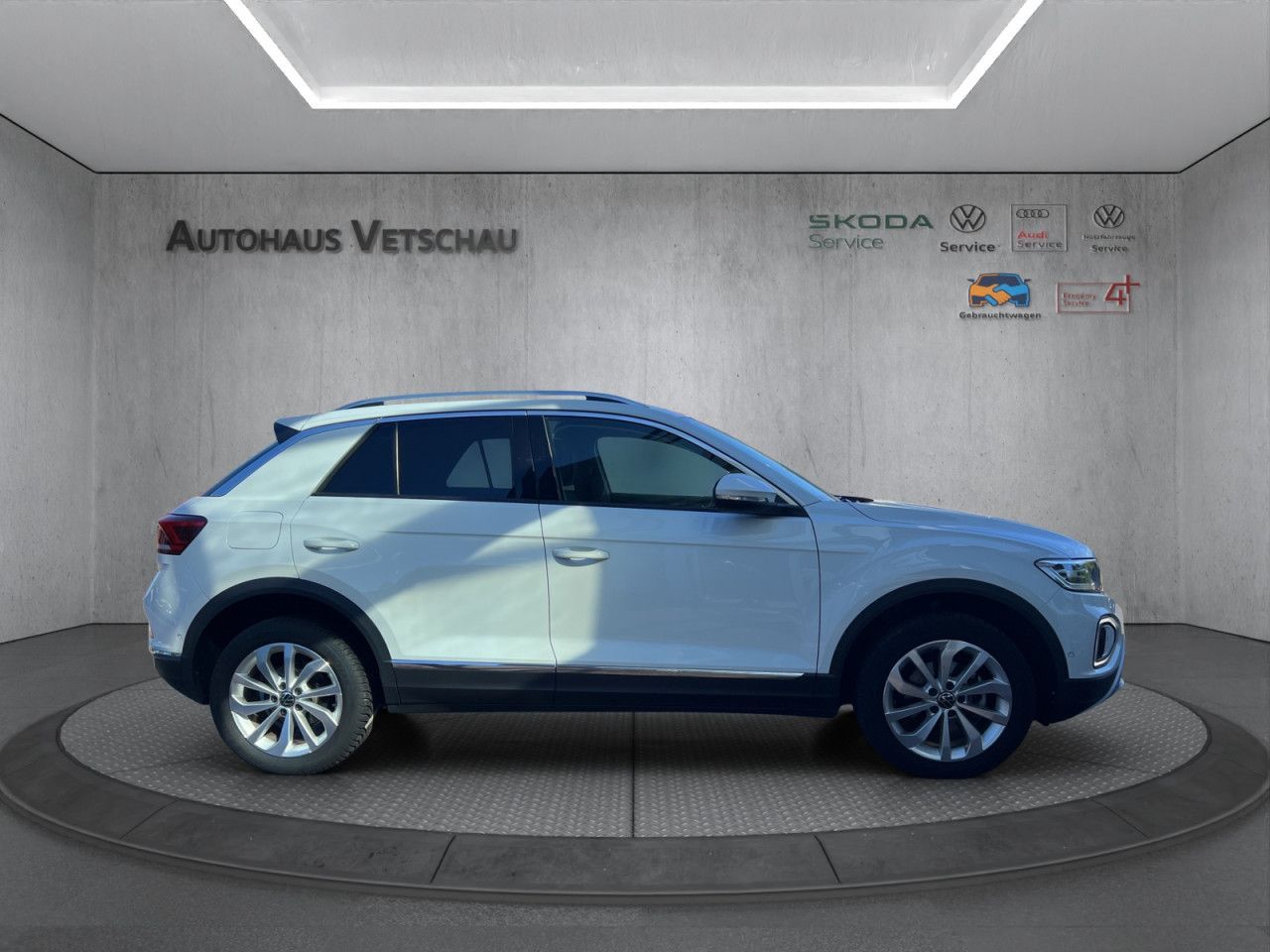 Volkswagen T-Roc 1.0 TSI Style Bluetooth Navi LED Klima foto 7