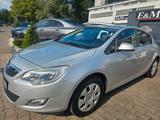 Opel Astra J Lim*HU/AU NEU*INSPEKTION NEU*KLIMA* - Opel Astra aus 2011: H