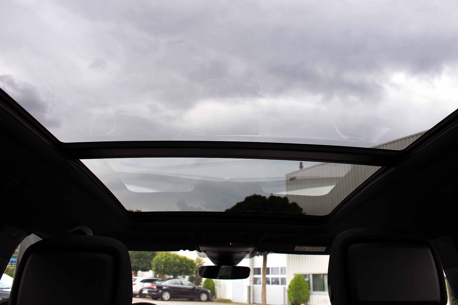 Fahrzeugabbildung SEAT Tarraco Style 2.0TDI DSG LED AHK ACC KAM PANO BT