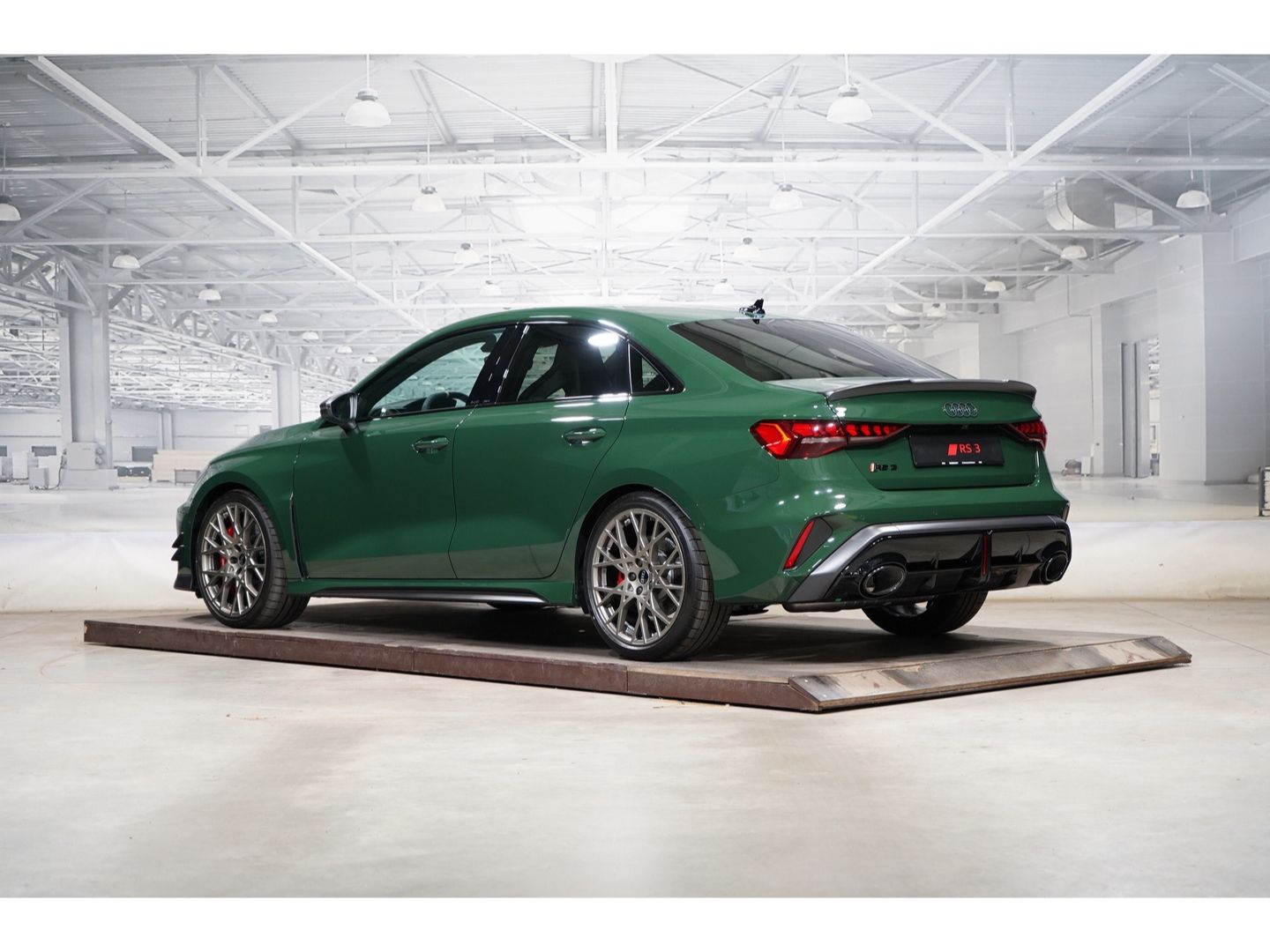 Audi RS3 Limousine competition limited Malachitgrün imagem 2