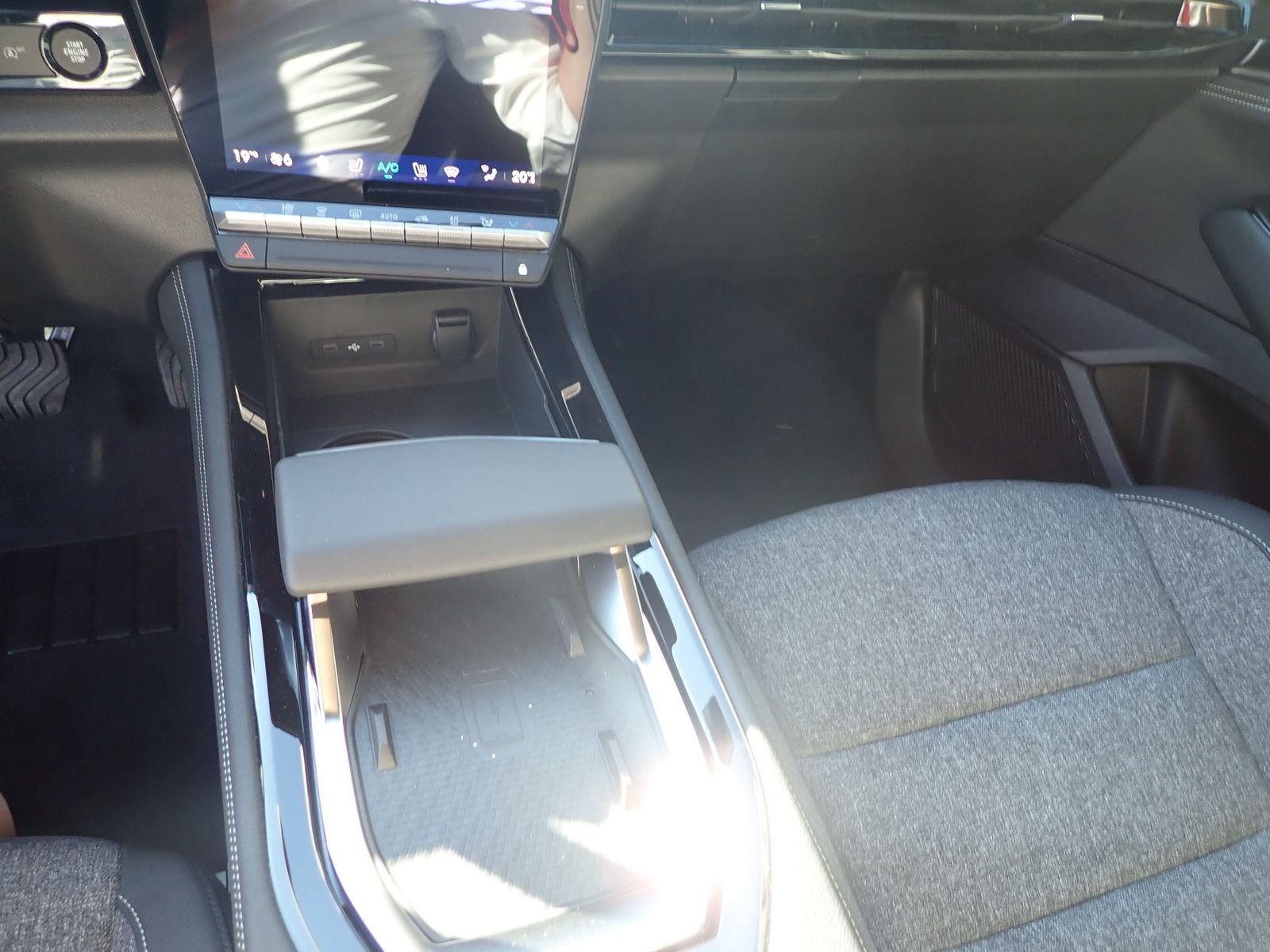 Fahrzeugabbildung Renault Austral Techno Mild Hybrid 160 Automatik