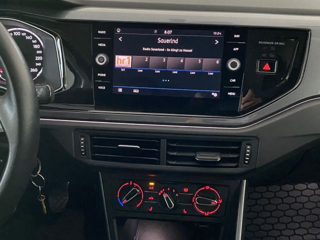 Polo R-Line 1.0 TSI NAVI+KAMERA+SHZ+KLIMA