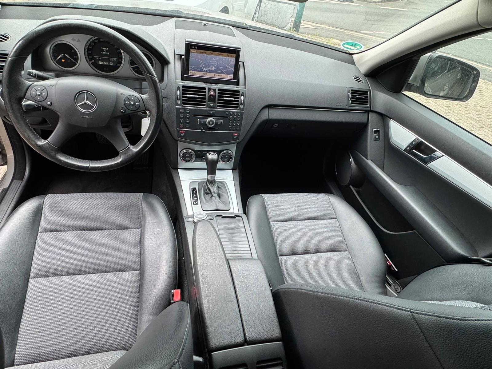 Mercedes-Benz C 280 Automatik/Leder/Navi/Xenon/19Zoll/2.Hd
