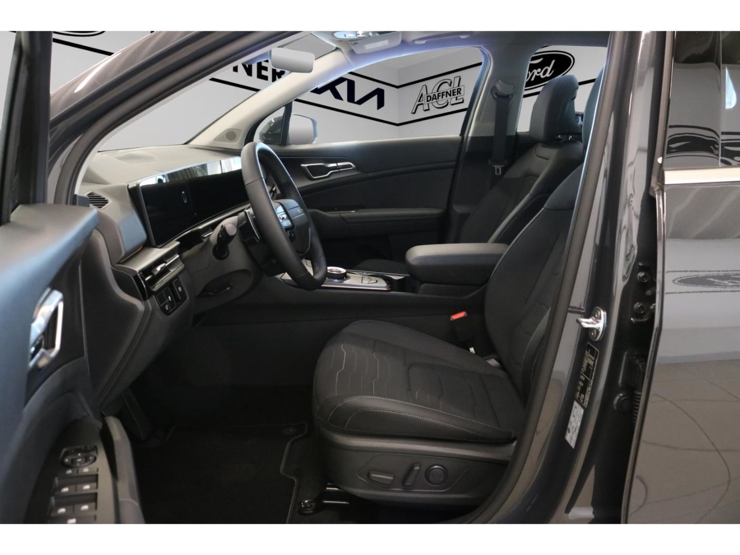 Fahrzeugabbildung Kia Sportage Spirit HUD Panoramadach Navi 360 Kamera