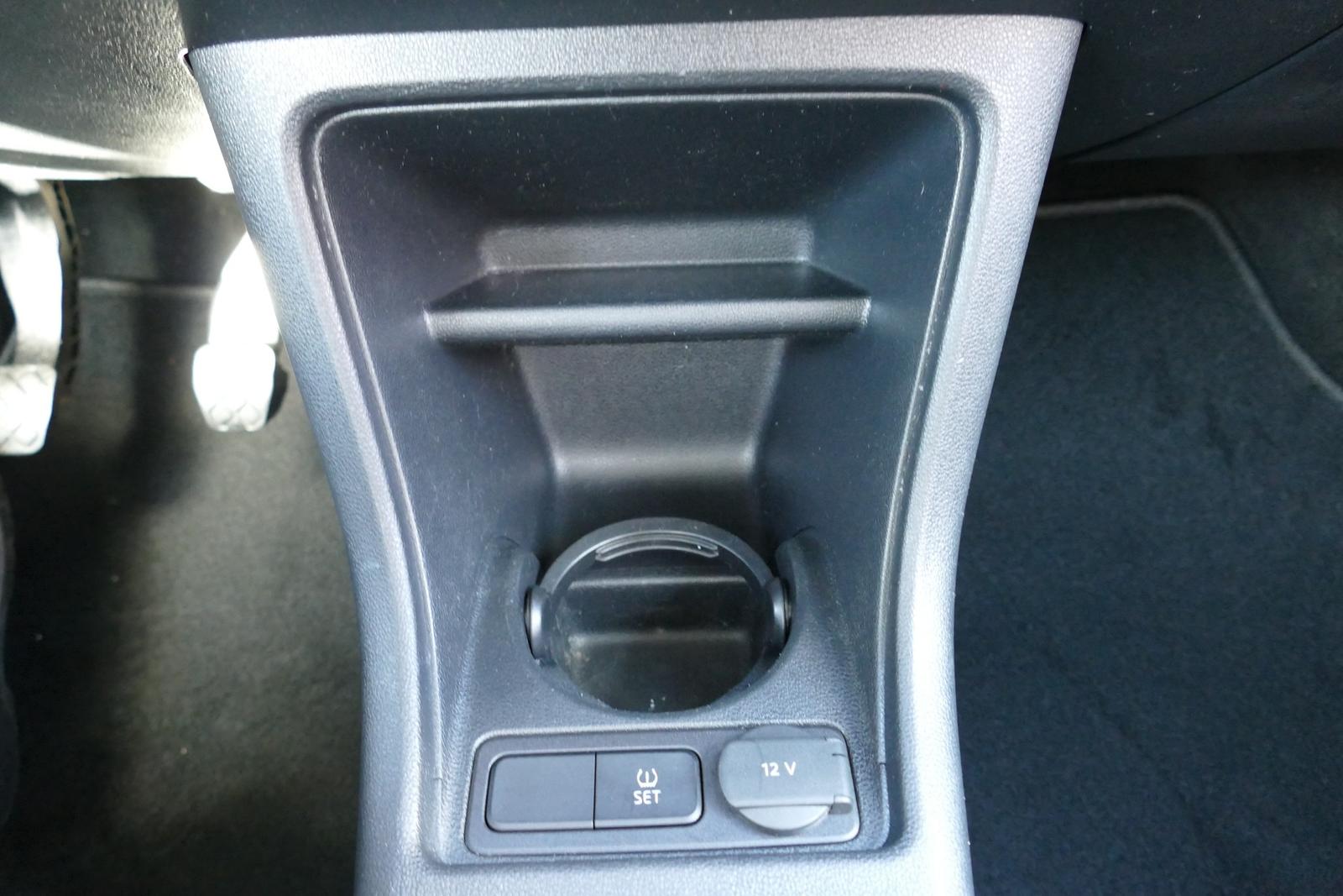 Volkswagen Up 1.0 Klimaaut. Spurhalte Bluetooth USB, миниатюра 15