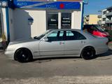Mercedes-Benz E 320 AVANTGARDE**VOLLAUSSTATTUNG**TOPZUSTAND** - gebrauchte Mercedes-Benz E 320 aus dem Jahr 2000