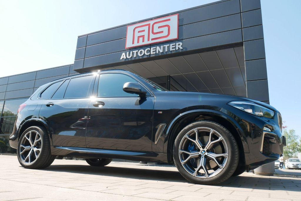 BMW X5 M50