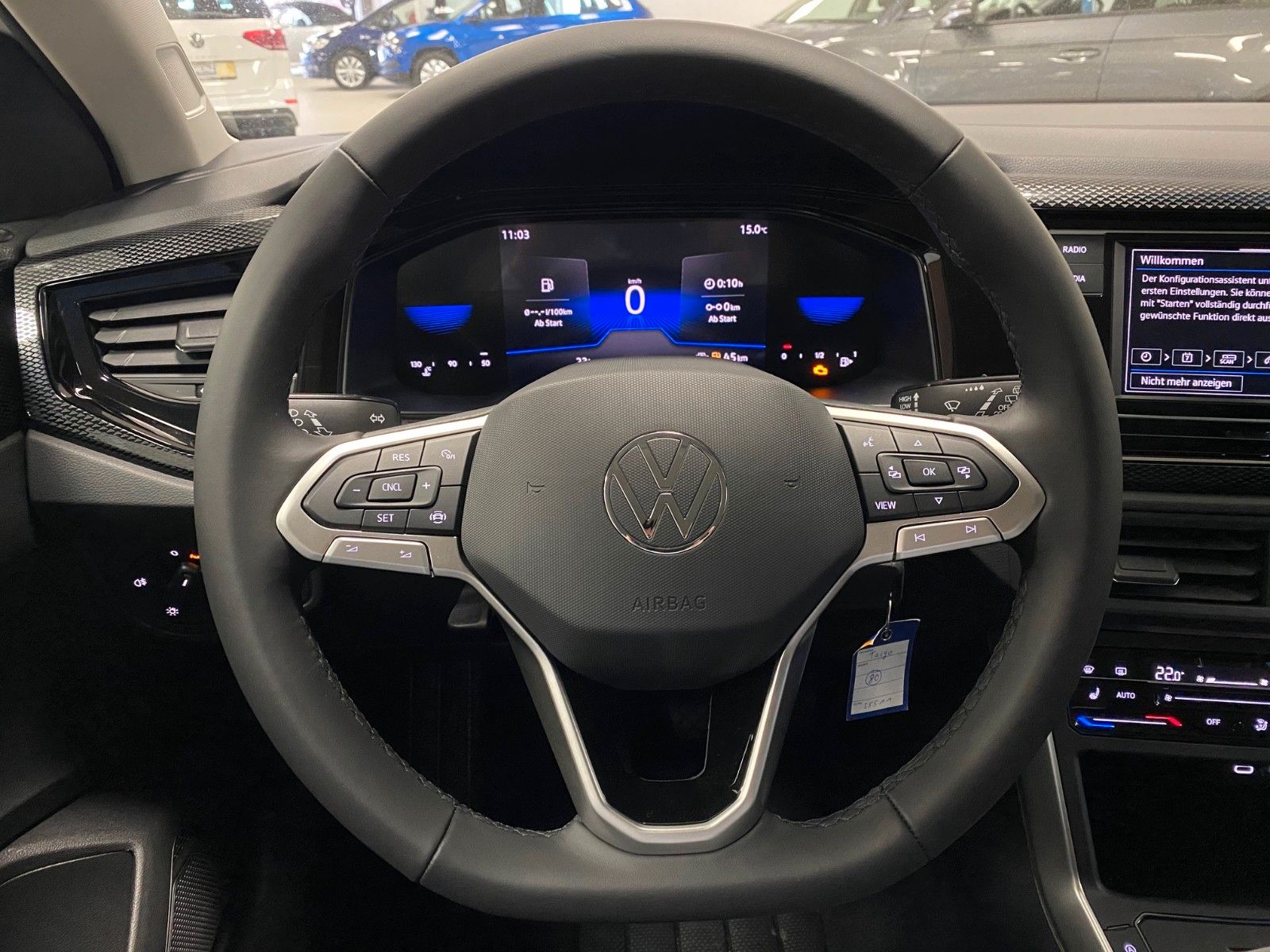 Fahrzeugabbildung Volkswagen Taigo 1.0 TSI LIFE+KAMERA+SITZHEIZUNG+ALU+APP+BC