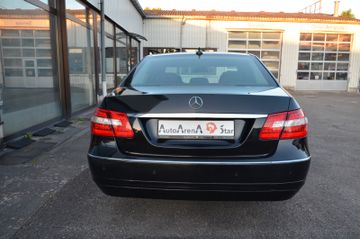 Mercedes E 200 - 5