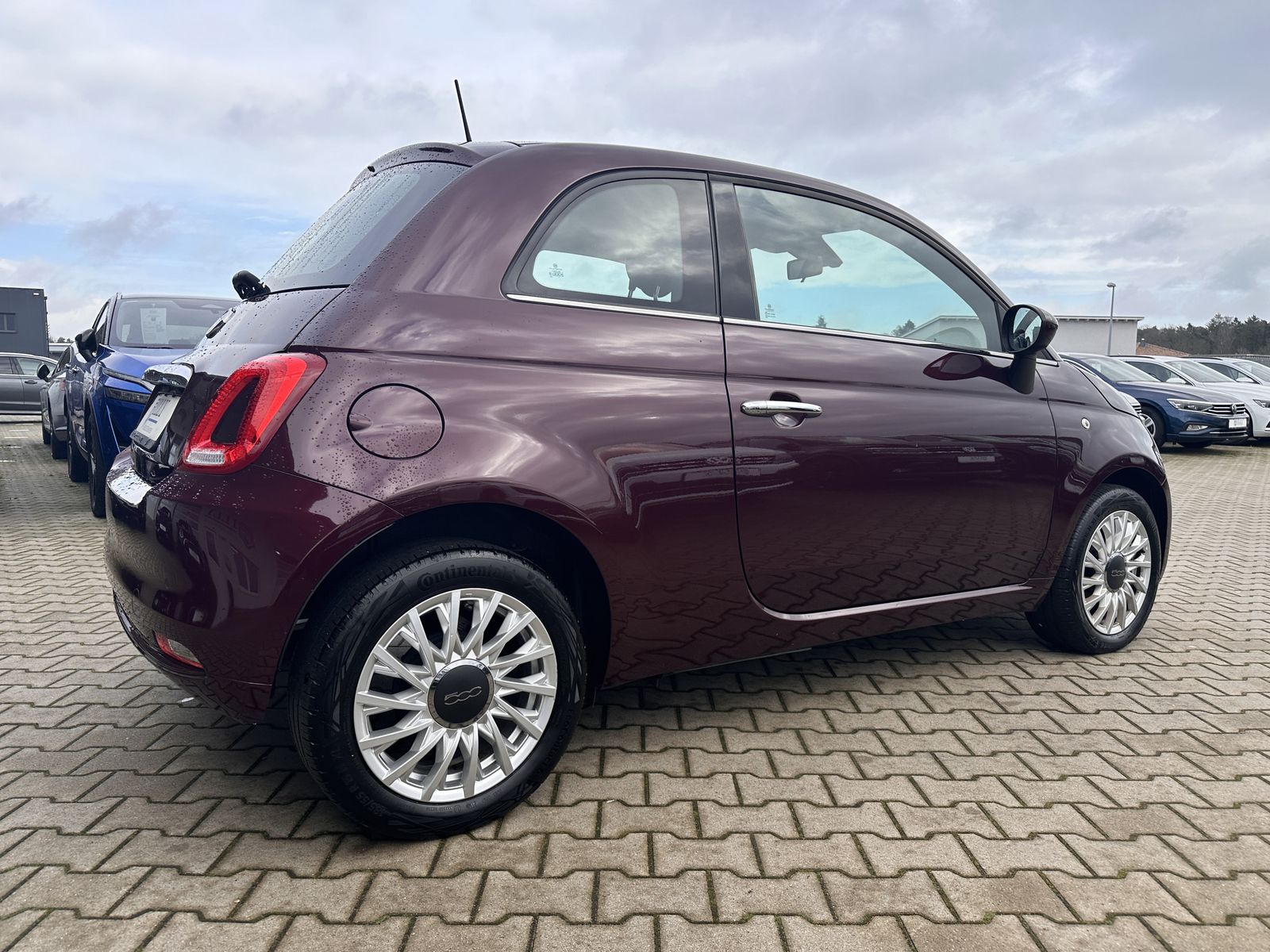 Fahrzeugabbildung Fiat 500 1.2 Lounge*PDC*UConnect*LED*Tempomat*ELFH*