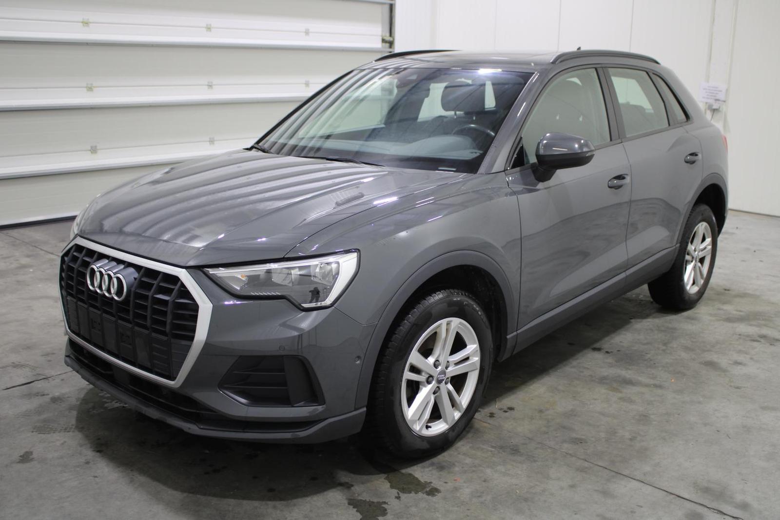 Audi Q3 AUTO
