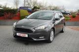 Ford Focus Turnier 1.5 TDCi Business Navi Winterpaket - Ford Focus mit Diesel-Antrieb: Kombi, Schaltgetriebe