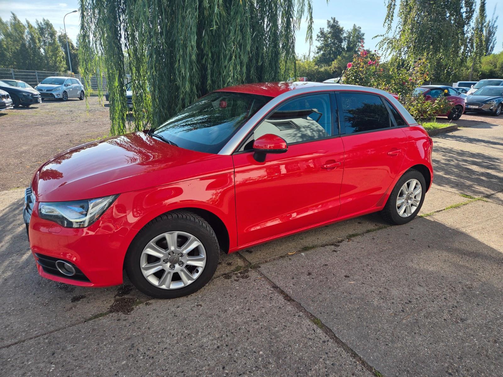 Audi A1 Sportback attraction  1.Hand