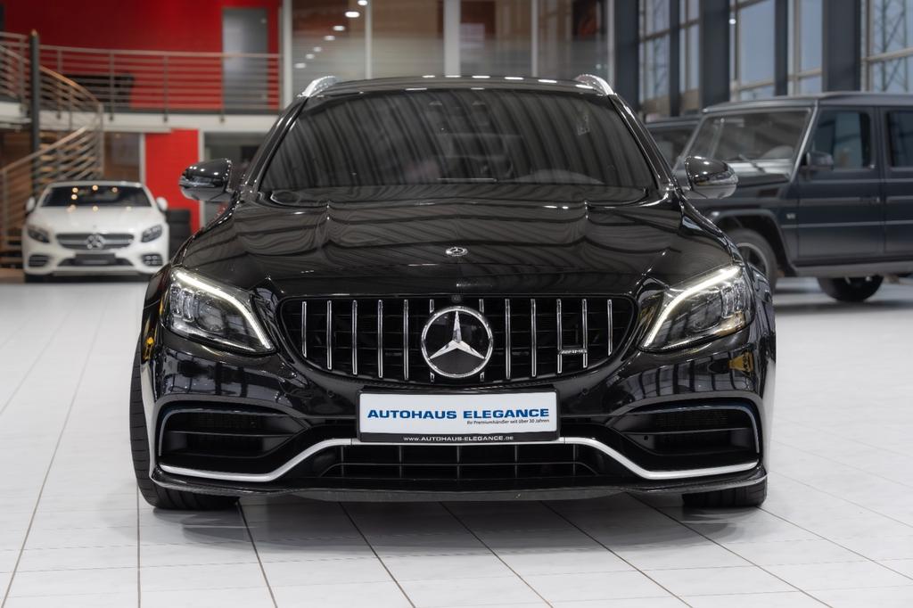 Mercedes-Benz C 63 AMG